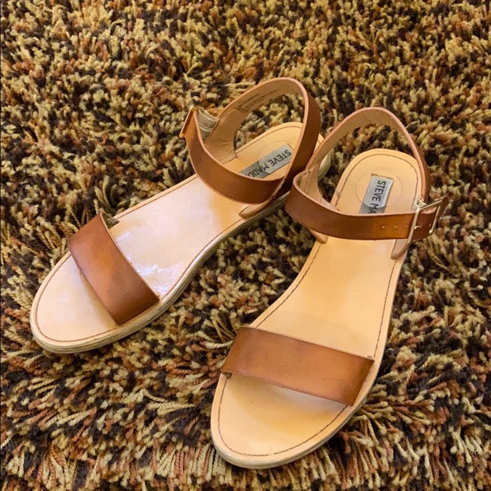 Steve Madden Sandal - Size 8